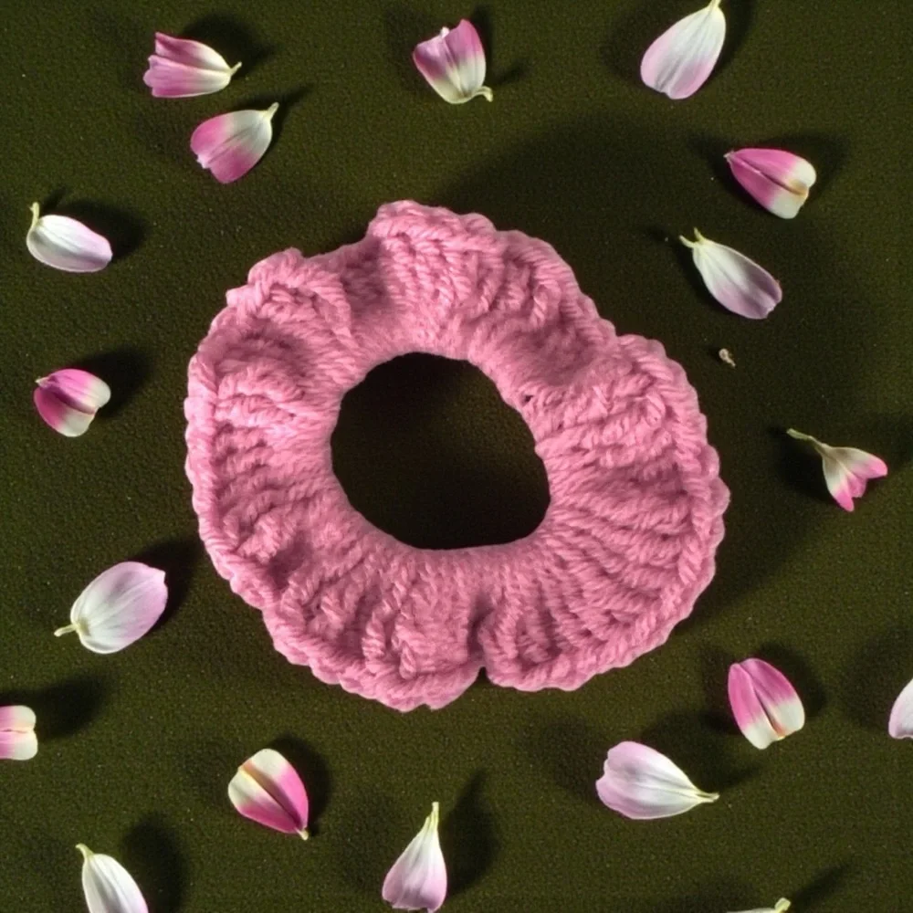 Elegant Pink Knit Hair Scrunchie